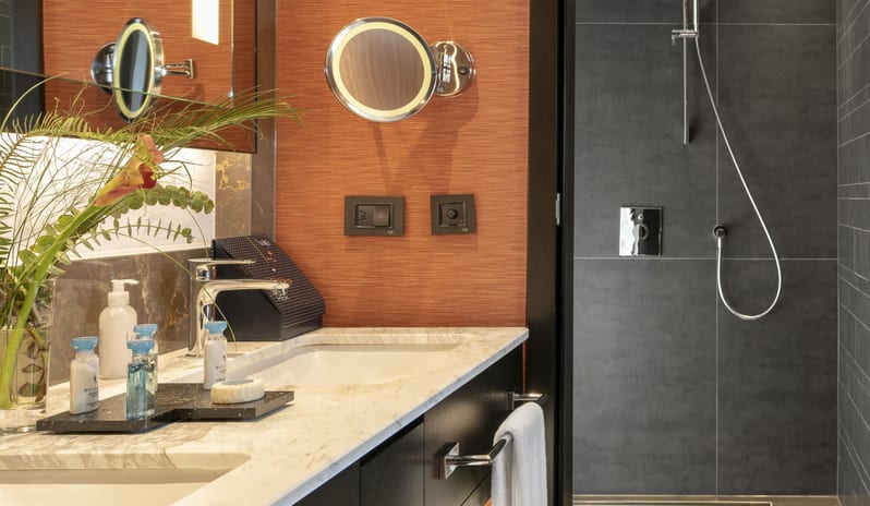 LUJO BODRUM SUPERIOR ROOM SHOWER